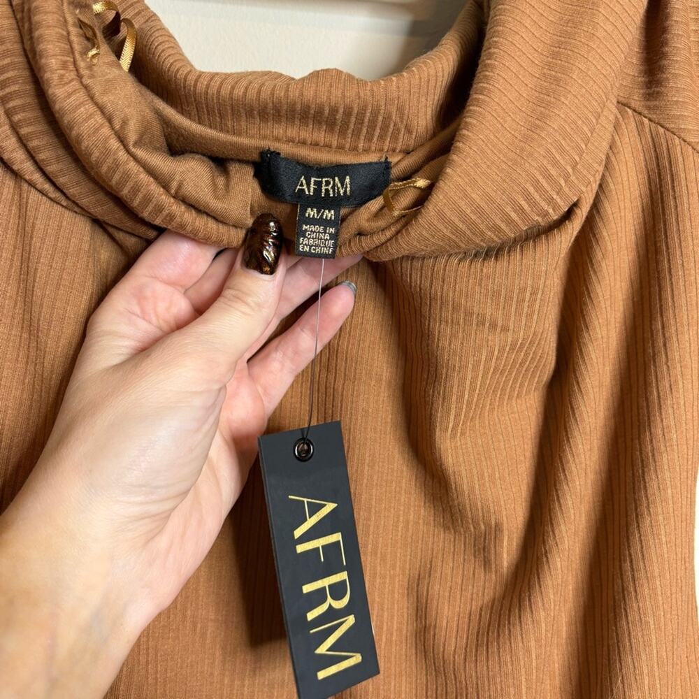 AFRM NWT Noah Long Sleeve Drape Shoulder Bodysuit Tan Brown Size Medium - Picture 7 of 10